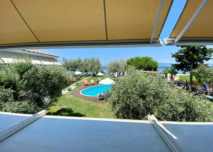 Stella * Σκάλα Ραχωνίου